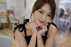 林颖彤被爆妈妈召男妓 护母发声妈妈有抑郁症