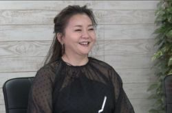 华原朋美遭骗上亿泪揭惨痛过往 当红歌手版税竟是0元