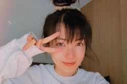 46岁谢金燕公开超真实素颜照 逆龄美貌曝光