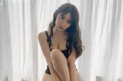 小嶋阳菜上节目辣泄半球 日本第一双峰三围资料简介