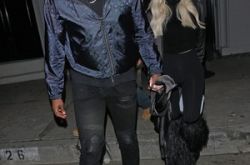 特里斯坦·汤普森偷吃亲妹闺蜜 再爆出轨有私生子