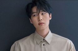 金东希就小学时霸凌事件争议道歉