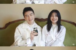 陈妍希结婚陈晓6年 甜曝夫妻床上互动