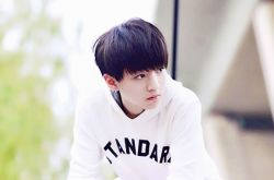 王俊凯遭爆大学挂科4门课 工作室怒呛躺枪