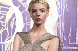 安雅泰勒乔伊想演真人版《冰雪奇缘》