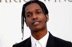 蕾哈娜男友A$AP Rocky爆涉案 对熟人开4枪被逮捕