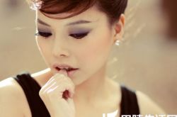 爱情买卖慕容晓晓现场演唱火爆全场 揭秘网络歌手现状如何 