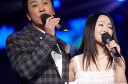 心雨歌词让你回忆初恋的感觉 杨钰莹毛宁深情对唱引共鸣 