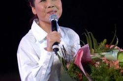 铿锵玫瑰田震原唱扎实大气 林忆莲翻唱倾诉婚姻生活 