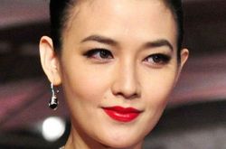 当红歌星范晓萱演唱绝世名伶 旋律优美十分动听 