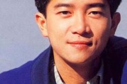 陈百强偏偏喜欢你歌词唯美动听 听男神为你倾情演唱 