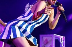 天后蔡依林play我呸韩国mama颁奖礼 劲歌热舞嗨全场 