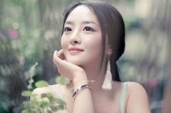 歌曲再度重相逢孙露演唱 发烧歌手对音乐的另一种诠释 