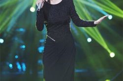 谭维维唱给父亲的歌现场洒泪 《歌手》亲自上阵修改歌词 