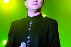 勇敢的心歌曲汪峰 豪放派代表歌手开喉不羁信念 