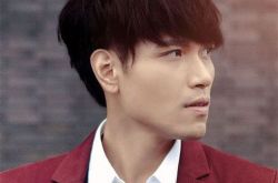 人质杨宗纬歌词欣赏 最催泪的华语歌手就是他啊 