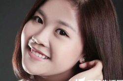 朗嘎拉姆唱过的歌动人心扉   称7岁开始模仿邓丽君 