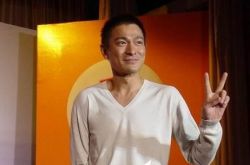 刘德华宁愿我伤心担任制作人 天王曾因被雪藏开发廊 