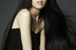 郭碧婷女神新装衣服设计普通出价高惹争议 设计师上演宫心计 