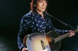 一生最爱的人就是你伍佰演唱 失恋情歌触动心弦 