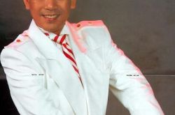 还看今朝罗文献唱主题曲  容祖儿谈恩师充满感激之情 