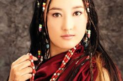 降央卓玛专辑《金色的草原》歌曲欣赏 唱响经典草原金曲 