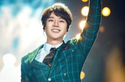 黄致列我是歌手照片帅气迷人 总决赛获第三称已心满意足 