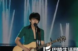 陈翔参加的访谈节目有哪些？ 上节目陈妈来信现场落泪 