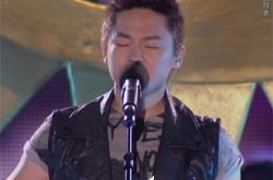 中国好声音第一季冠军是谁？ 曾沦落街头卖唱 