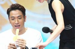 天天向上吴卓羲帅气来袭 杨怡自曝素颜路人认不出 