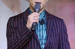 那时候梁汉文歌词赏析 回忆简单相爱到不得不别离 