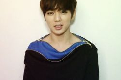 俞承浩综艺节目已播出 回归之作是电影《朝鲜魔术师》 