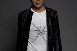 永不退缩歌词赏析 听任贤齐如何用坂井泉水的曲来激励人心 