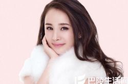 杨幂歌曲爱的供养再度被翻唱 大幂幂现场飙歌示爱华晨宇 