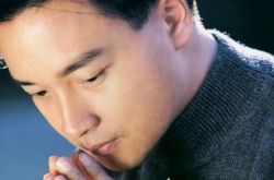 夜半歌声歌曲唯美悠扬 男神张国荣为你倾情演唱 