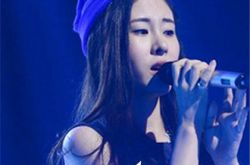 张碧晨中国好声音导师是谁？ 张磊夺冠那英称为三冠王 