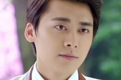 李易峰心如玄铁歌曲暖心献唱 活色生香宁少曝高大上剧照 