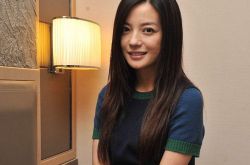 赵薇小冤家歌曲重温 当年的依萍竟是如今的人生赢家 