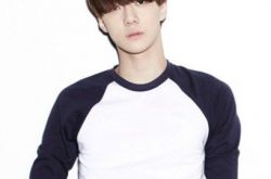 吴世勋综艺节目秀中文示爱粉丝 献唱大秀黑暗料理 