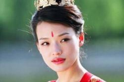 舒淇红衣古装照妩媚艳丽 淇淇婚后首秀《锋味3》 