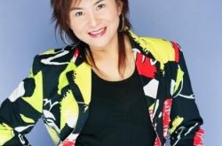 裘海正歌曲亏欠一生唯美动听 女神独特嗓音让人陶醉 