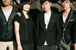 我一同走过登热搜榜首 苏打绿回归引粉丝尖叫 