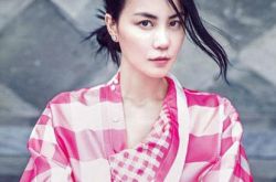 王菲天上人间歌曲歌词是什么 其拥有华语乐坛罕见的美嗓 