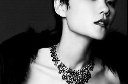 王菲红豆歌曲原唱赏析 系《唱游》大碟中最红的一首 