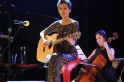 我的宝贝电视剧插曲燃烧翅膀歌词 徐梵溪剧中圆梦当歌星 