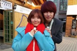 金希澈郭雪芙吻戏引热议 吸血夫妇戏里戏外亲密互动 