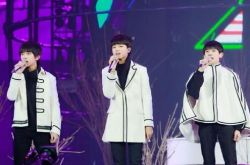 不完美小孩歌词直白 是感恩父母也是感谢粉丝 