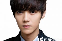 跑男鹿晗唱的歌是什么  网友：全程开启“舔屏”模式 