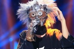 韩国蒙面歌王音乐队长揭面竟是河铉雨 遗憾落败错失10连胜 