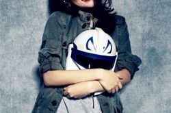 还舍不得离别歌曲欣赏 弦子孟庭苇歌声演绎母女深情 